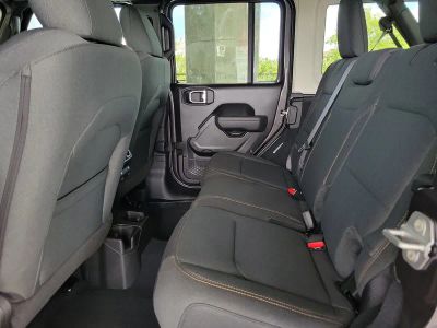 2026 Jeep Wrangler — photo 9 view