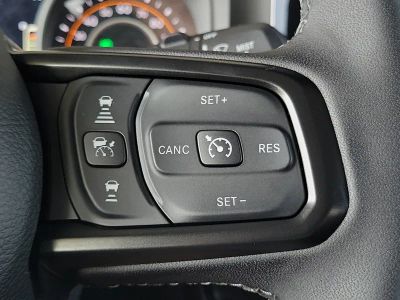 2026 Jeep Wrangler — photo 24 view
