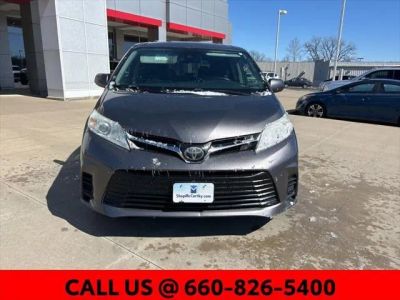 2020 Toyota Sienna - Photo 21