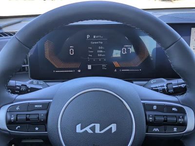 2026 Kia K5 — photo 32 view