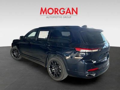 2024 Jeep Grand Cherokee L — engine compartment view