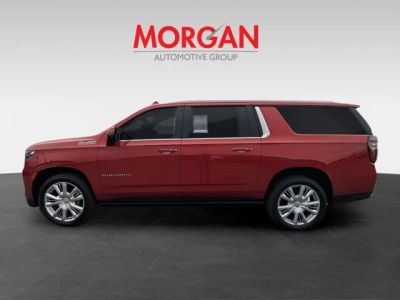 2021 Chevrolet Suburban — engine compartment view