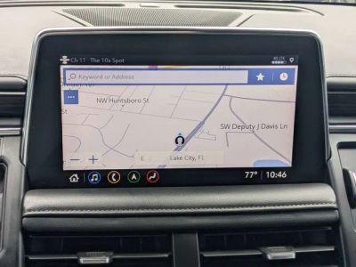 2021 Chevrolet Suburban — photo 30 view