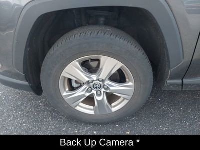 2023 Toyota RAV4 XLE - Photo 10