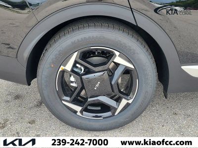 2026 Kia Sportage — photo 9 view