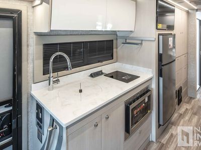 2026 Tiffin Motorhomes Wayfarer - Photo 17