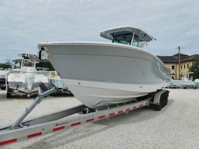 2022 Blackfin 302 CC — rear three-quarter view