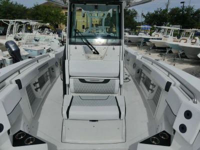 2022 Blackfin 302 CC — photo 16 view