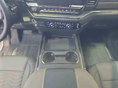 2026 Chevrolet Silverado 2500HD — photo 12 view