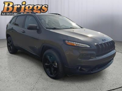 2018 Jeep Cherokee — interior view