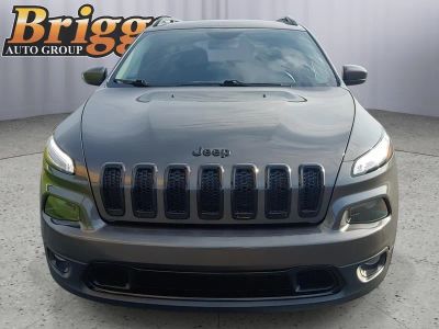 2018 Jeep Cherokee — side profile view