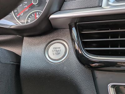 2019 Kia Optima - Photo 27