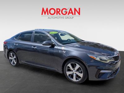 2019 Kia Optima - Photo 2