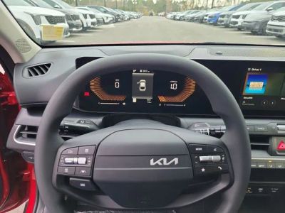 2026 Kia K4 — photo 13 view
