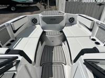 2026 Yamaha 222 SE - Photo 12