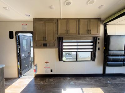 2021 Forest River RV Cherokee Wolf Pack - Photo 31