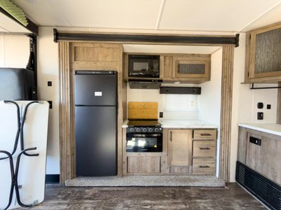 2021 Forest River RV Cherokee Wolf Pack - Photo 27