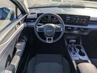 2026 Kia K5 — photo 9 view