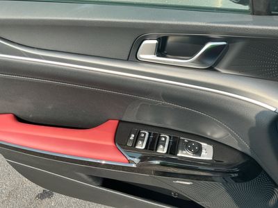 2026 Kia K5 — photo 9 view
