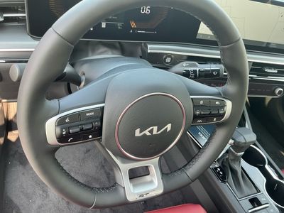 2026 Kia K5 — photo 10 view