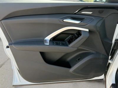2025 Audi Q5 — photo 22 view