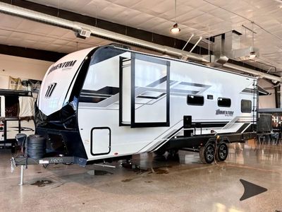 2026 Grand Design Momentum G-Class - Photo 8
