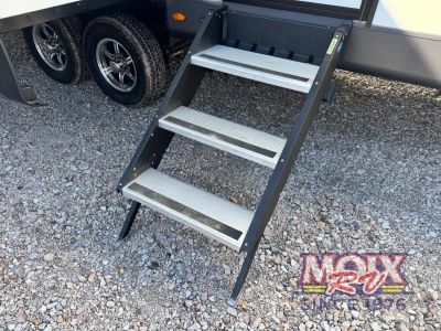2024 Forest River RV Rockwood Ultra Lite - Photo 8