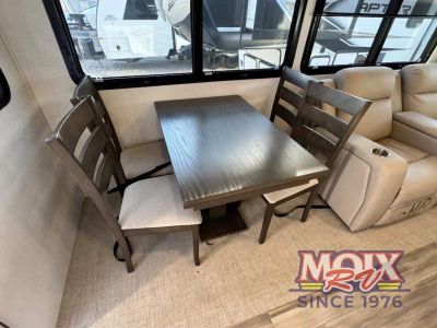 2024 Forest River RV Rockwood Ultra Lite - Photo 33