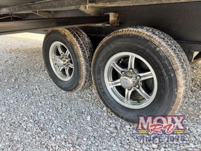 2024 Forest River RV Rockwood Ultra Lite - Photo 9