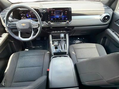 2024 Chevrolet Colorado — photo 15 view
