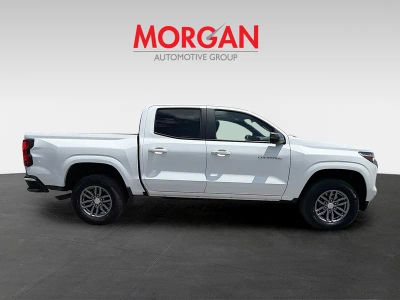 2024 Chevrolet Colorado — side profile view