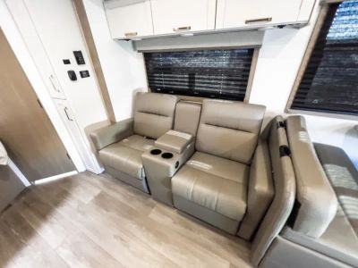 2027 Entegra ODYSSEY — photo 9 view
