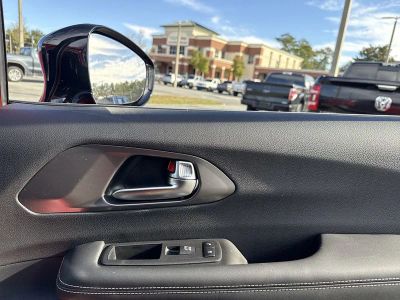 2026 Chrysler Pacifica — photo 28 view