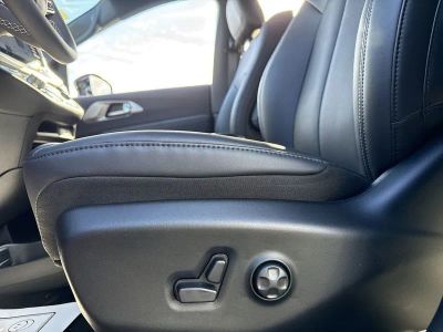 2026 Chrysler Pacifica — photo 12 view