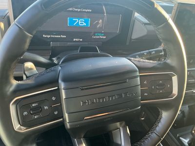 2025 GMC HUMMER EV Pickup - Photo 12