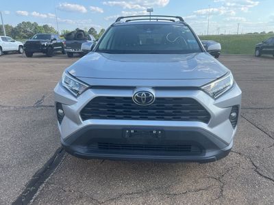 2021 Toyota RAV4 - Photo 2