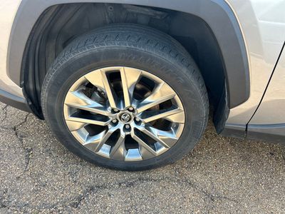 2021 Toyota RAV4 - Photo 5