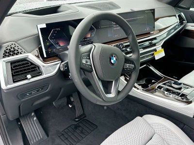 2026 BMW X5 — photo 7 view