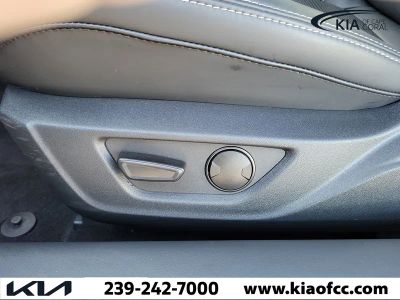 2025 Ford Mustang — photo 20 view