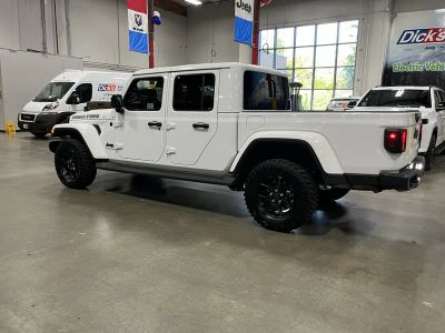 2025 Jeep Gladiator — rear three-quarter view