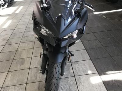 2026 Kawasaki Ninja 500 Metallic Flat Spark Black — rear three-quarter view