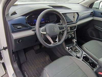 2024 Volkswagen Taos - Photo 9