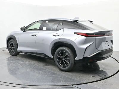 2026 Lexus RZ - Photo 3
