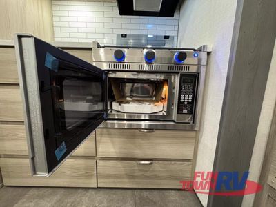 2025 Forest River RV Salem FSX - Photo 25