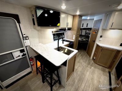 2026 Ember RV E-Series - Photo 10