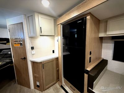 2026 Ember RV E-Series - Photo 9