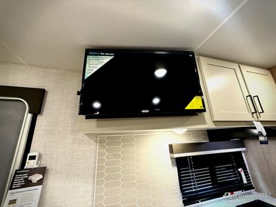 2026 Ember RV E-Series - Photo 12