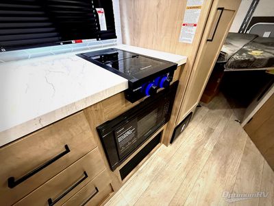 2026 Ember RV E-Series - Photo 14