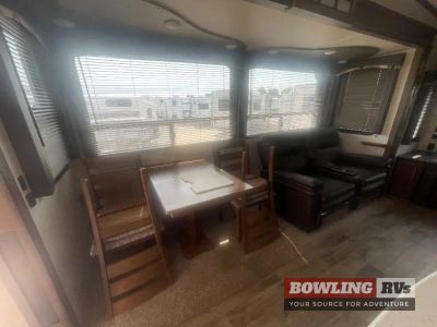 2020 Cougar 315RLS — photo 12 view