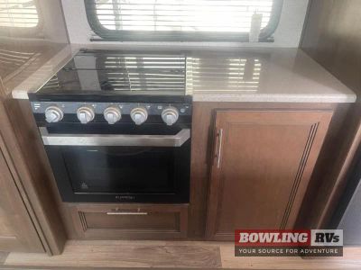 2020 Cougar 315RLS — photo 19 view